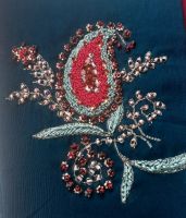 Motif paisley réalisé lors d’un cours d’initiation à la broderie indienne